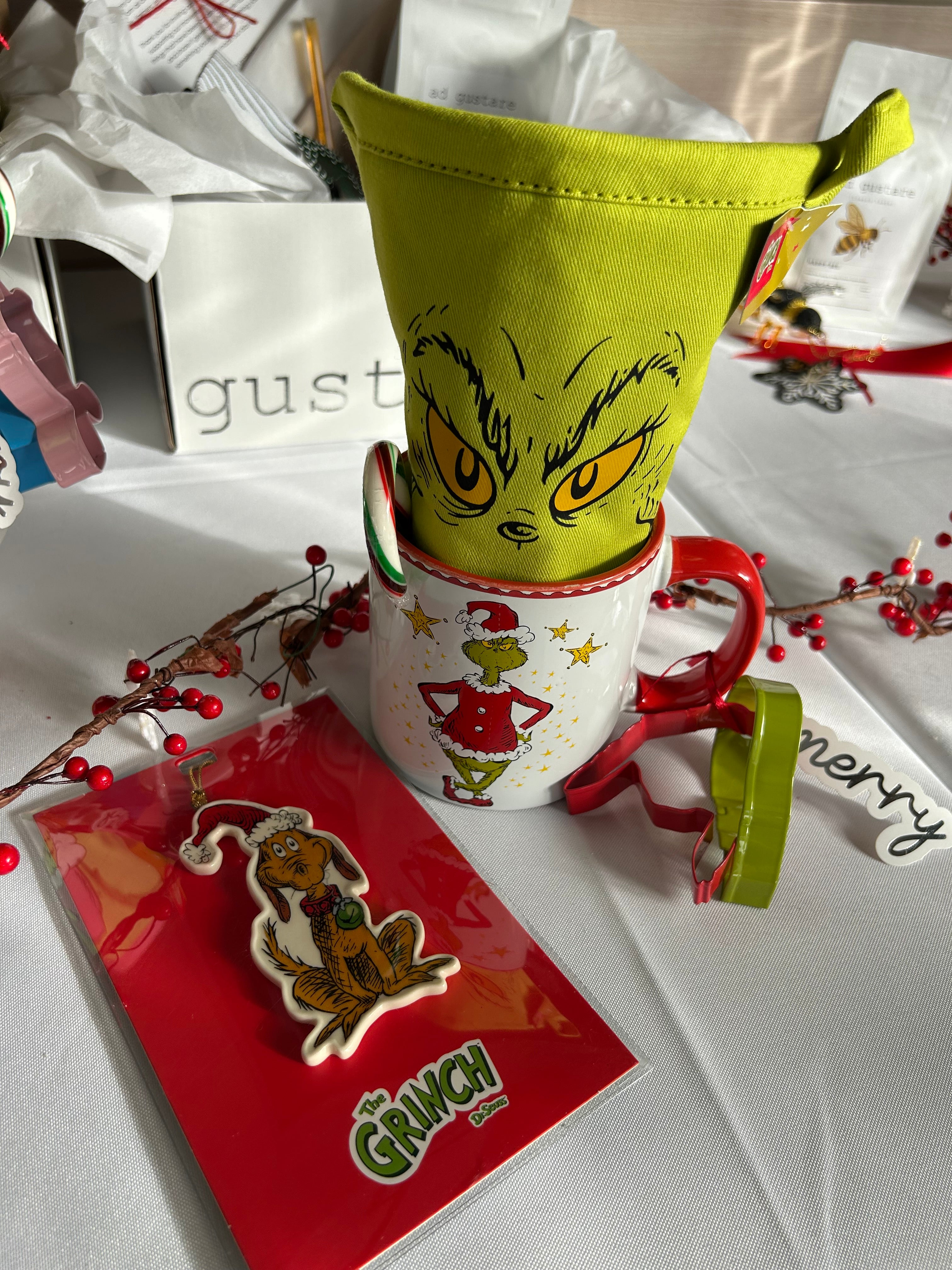 Grinch Mug Gift Box with Columbian Candy Crook Coffee